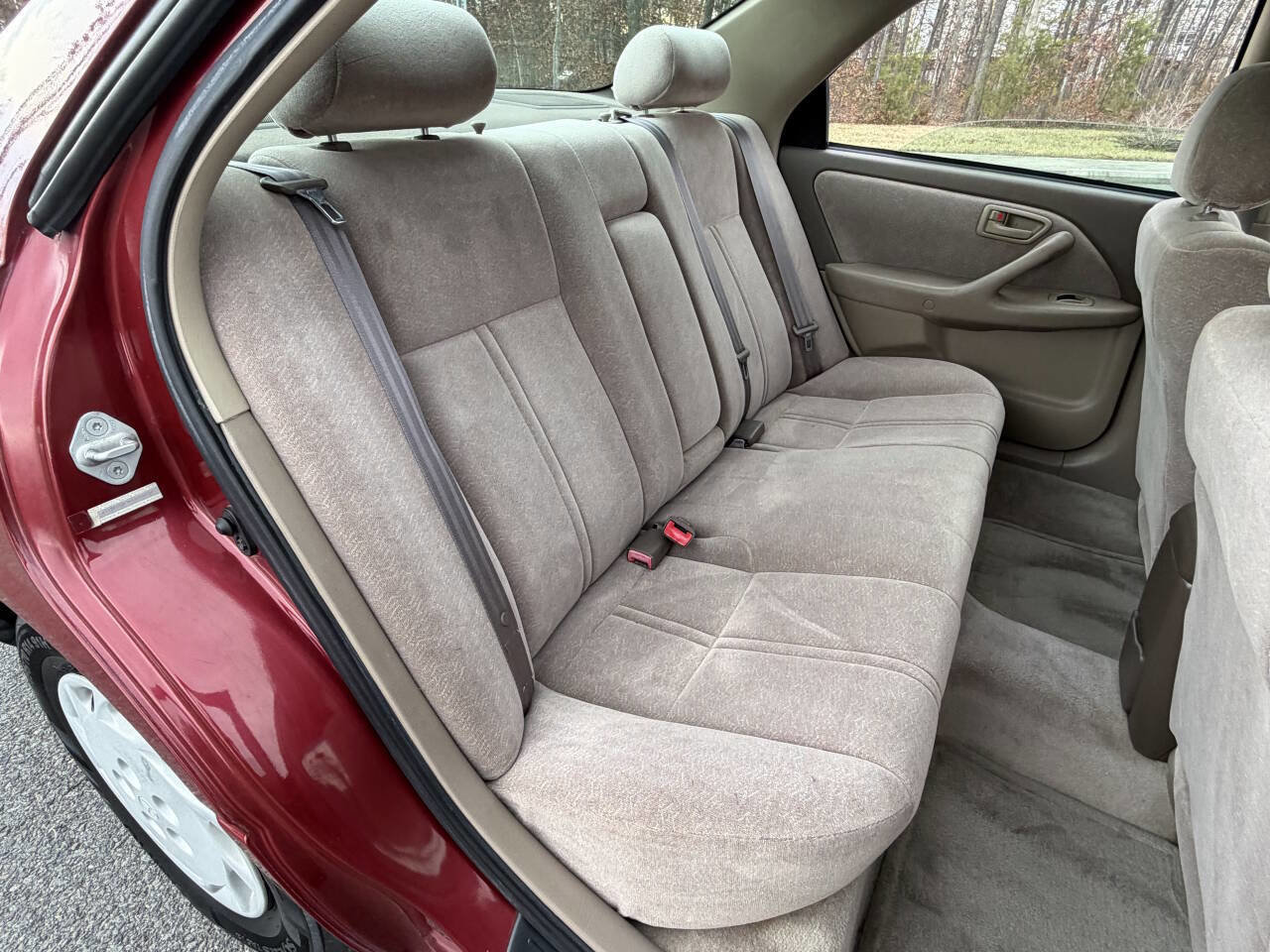 Used 1998 Toyota Camry LE FWD image 28