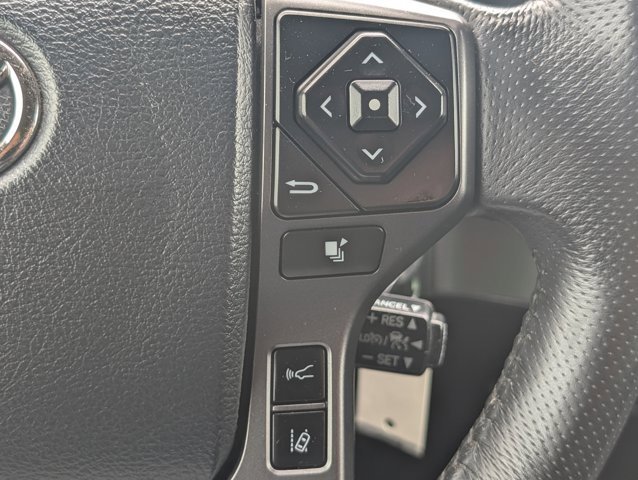 Used 2019 Toyota Tacoma TRD Off-Road image 21