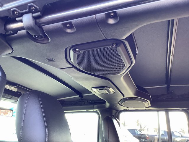 Used 2023 Jeep Wrangler Sport S image 26