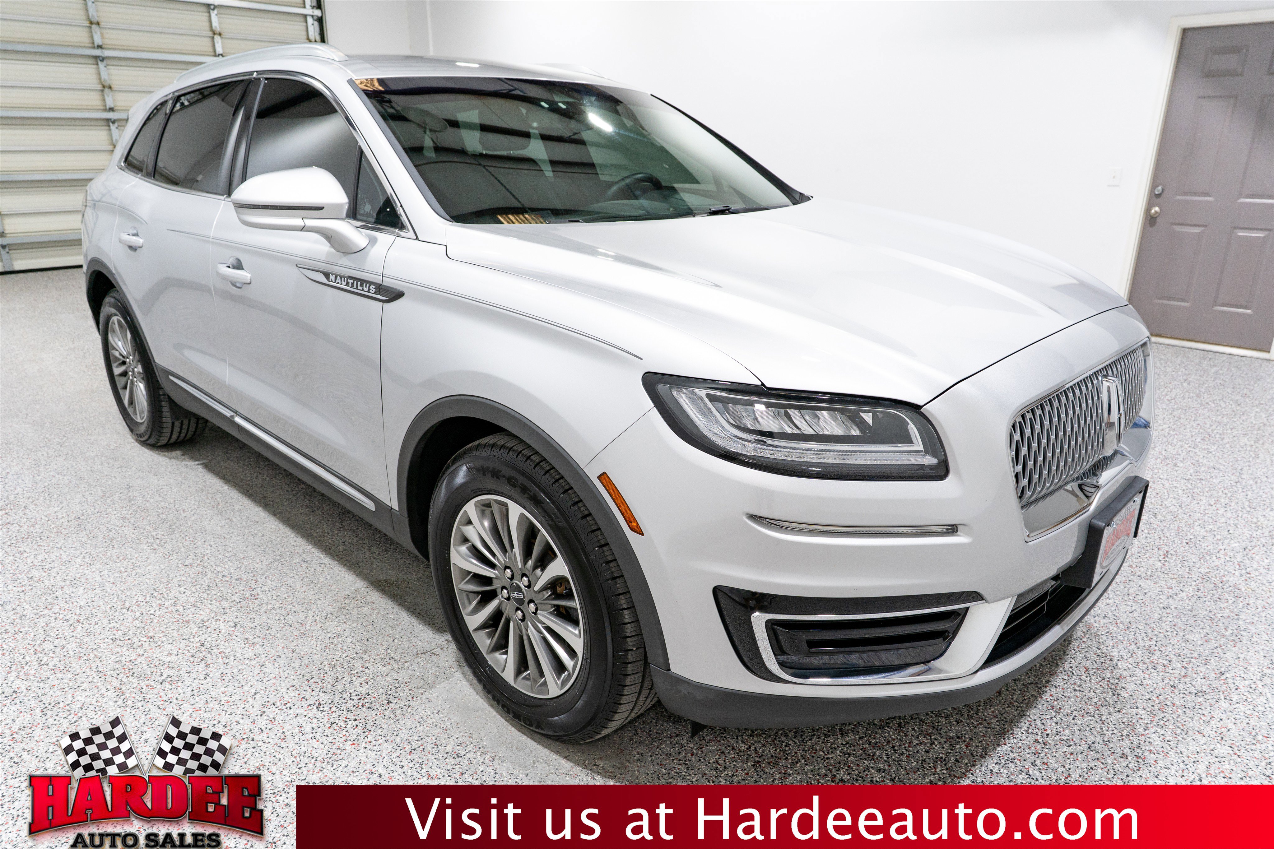 Used 2019 Lincoln Nautilus Select w/ Cargo Utility Package FWD image 6