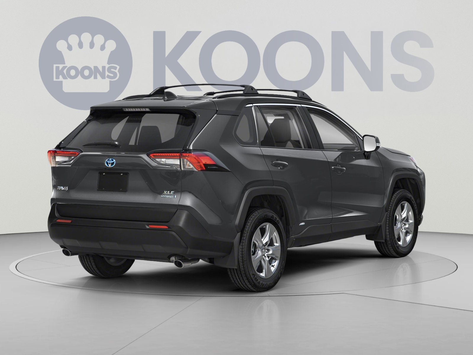 Used 2025 Toyota RAV4 XLE AWD/4WD image 2