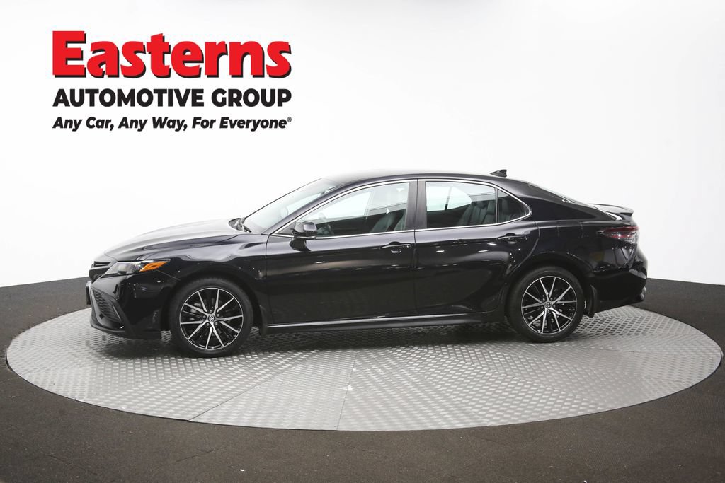 Used 2024 Toyota Camry SE w/ Cold Weather Package FWD image 58