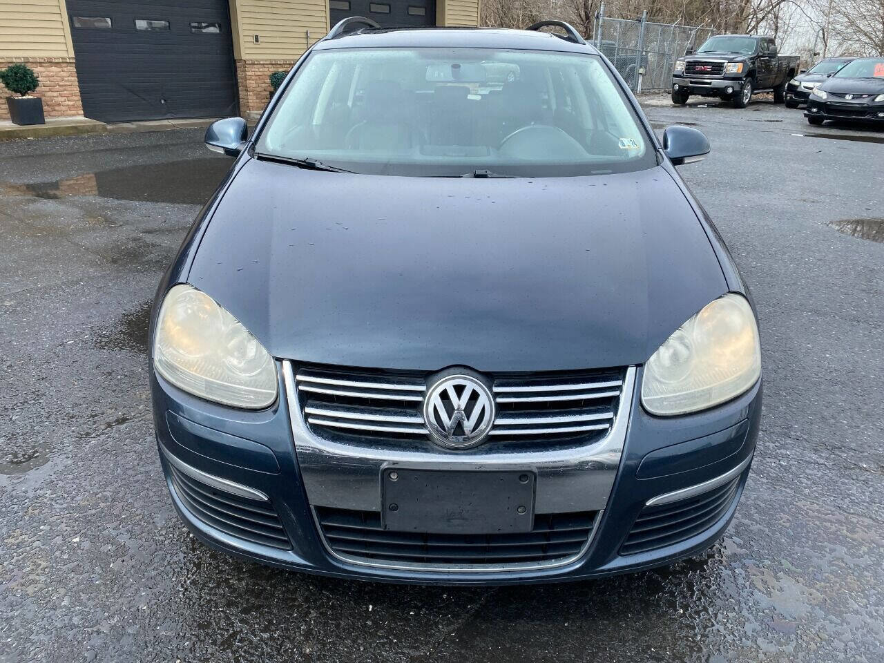Used 2009 Volkswagen Jetta TDI image 2