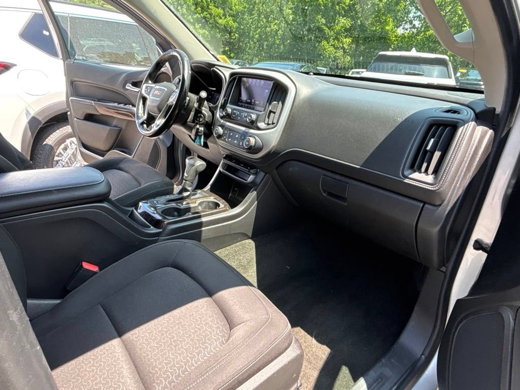 Used 2017 GMC Canyon SLE AWD/4WD image 18