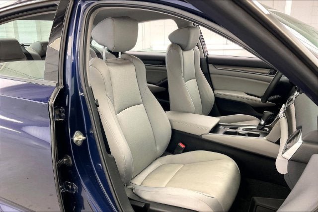 Certified 2019 Honda Accord LX image 7