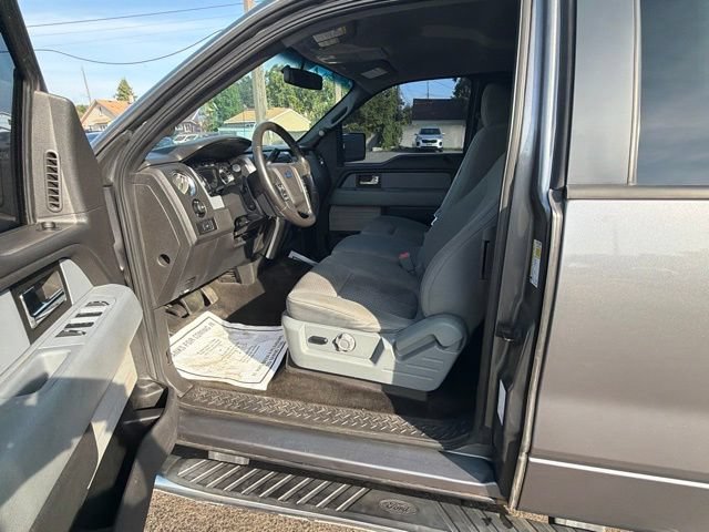 Used 2014 Ford F150 XLT w/ Equipment Group 302A Luxury AWD/4WD image 14