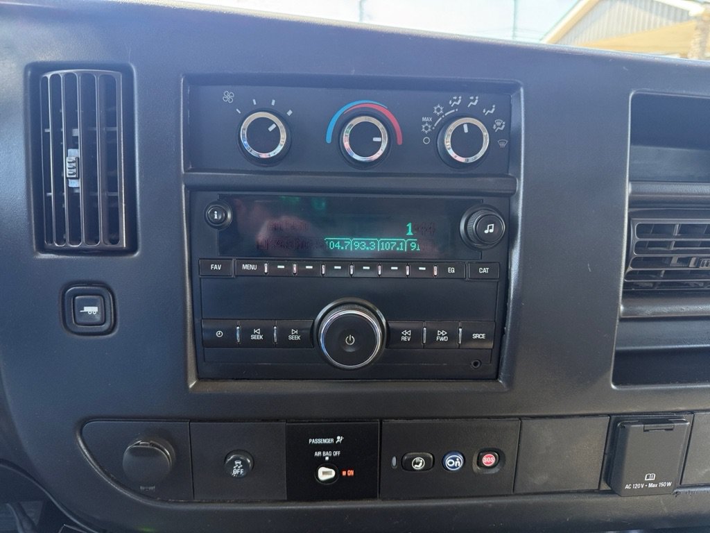 Used 2018 GMC Savana 2500 w/ Driver Convenience Package RWD image 15