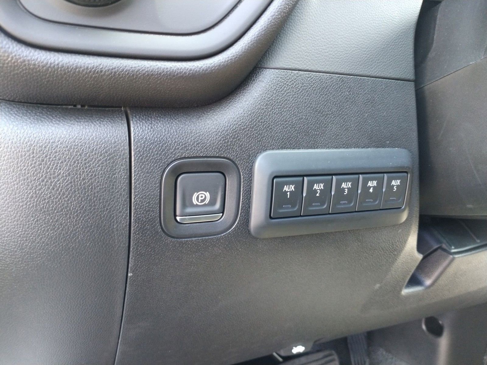 New 2025 Chevrolet Silverado 2500 W/T w/ WT/CX Safety Package image 23