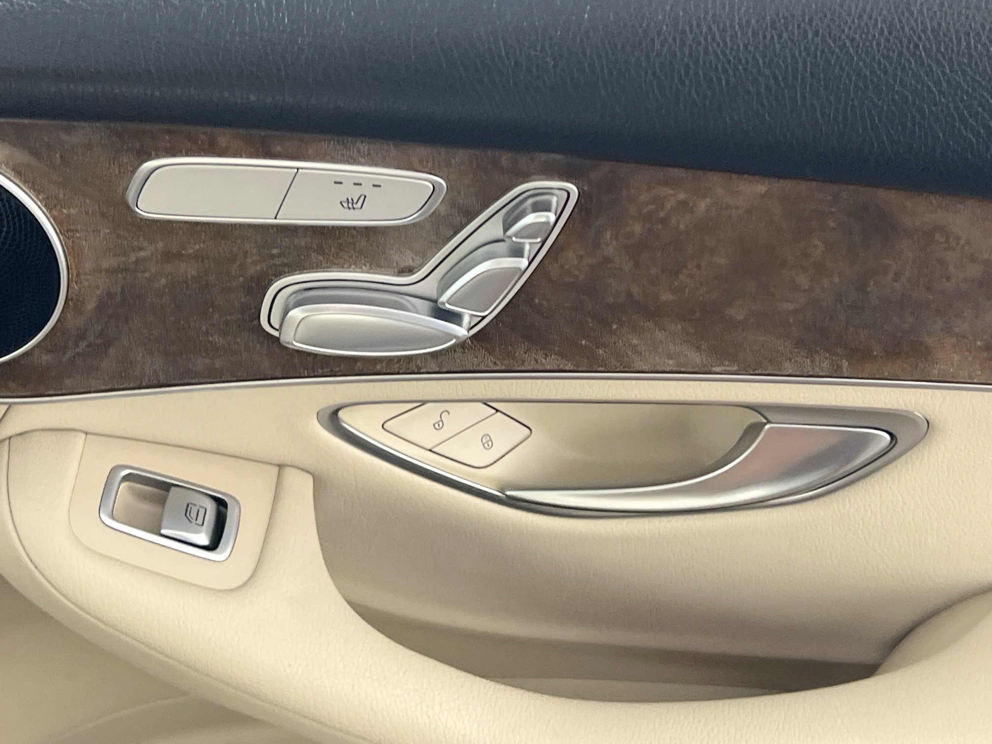 Used 2017 Mercedes-Benz GLC 300 image 31