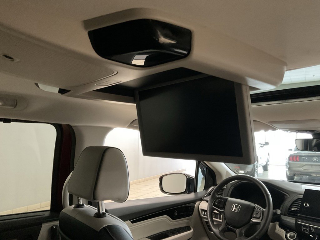 Used 2025 Honda Odyssey Elite image 21