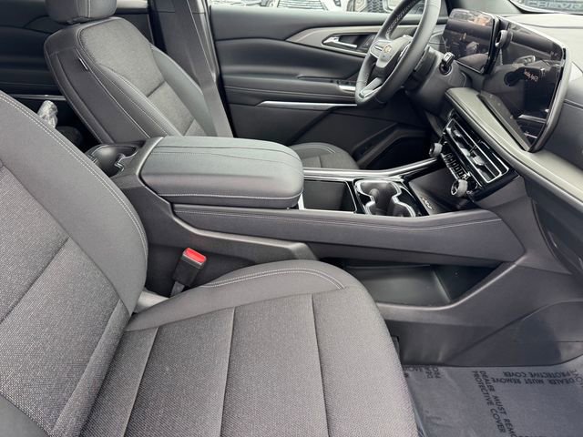 New 2026 Chevrolet Traverse LT w/ Sun and Wheel Package image 7