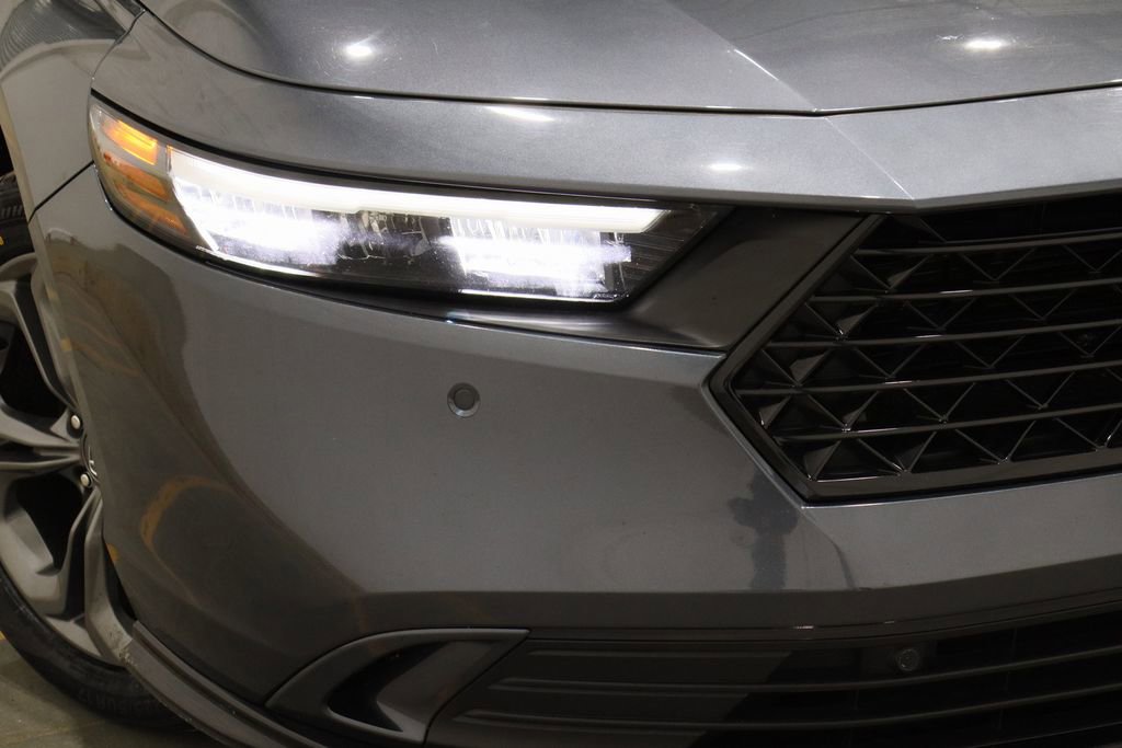 Used 2023 Honda Accord EX-L image 34