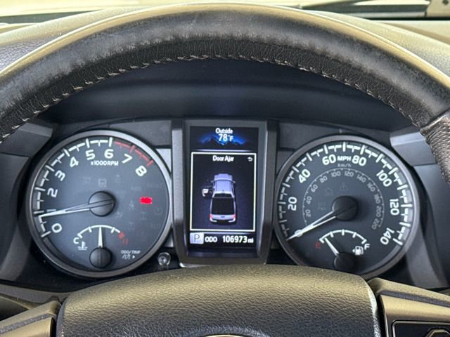 Used 2019 Toyota Tacoma TRD Off-Road w/ Technology Package AWD/4WD image 15