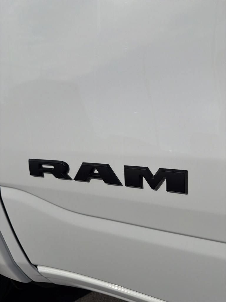 New 2026 RAM 1500 Big Horn AWD/4WD image 11