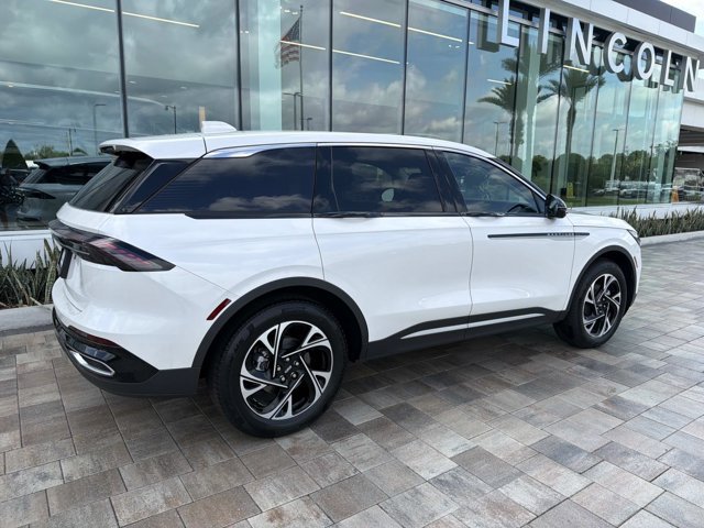 New 2026 Lincoln Nautilus Premier AWD/4WD image 2