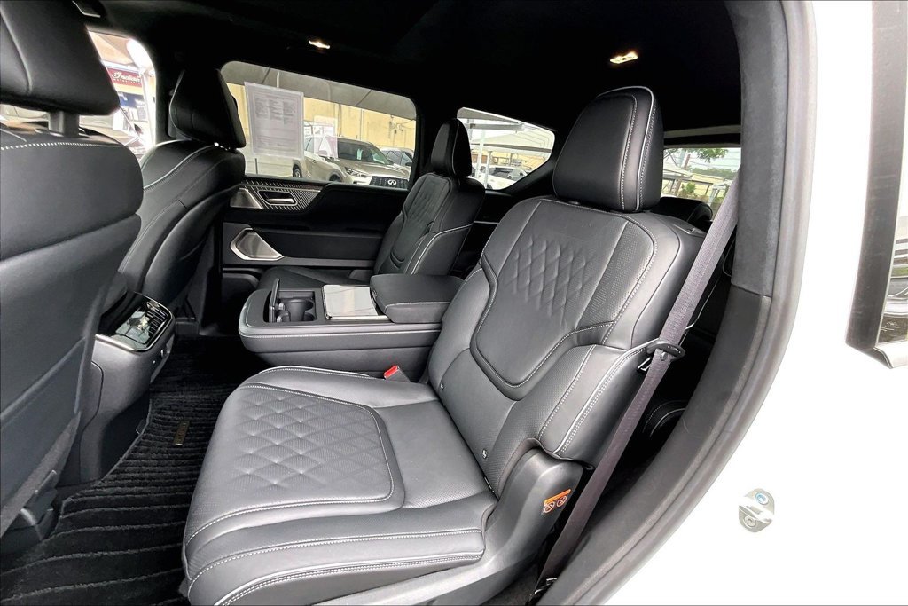 Used 2026 INFINITI QX80 Autograph w/ Premium Cargo Package AWD/4WD image 37