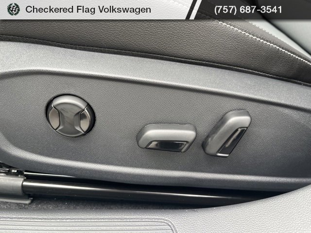 New 2026 Volkswagen Jetta SE image 32