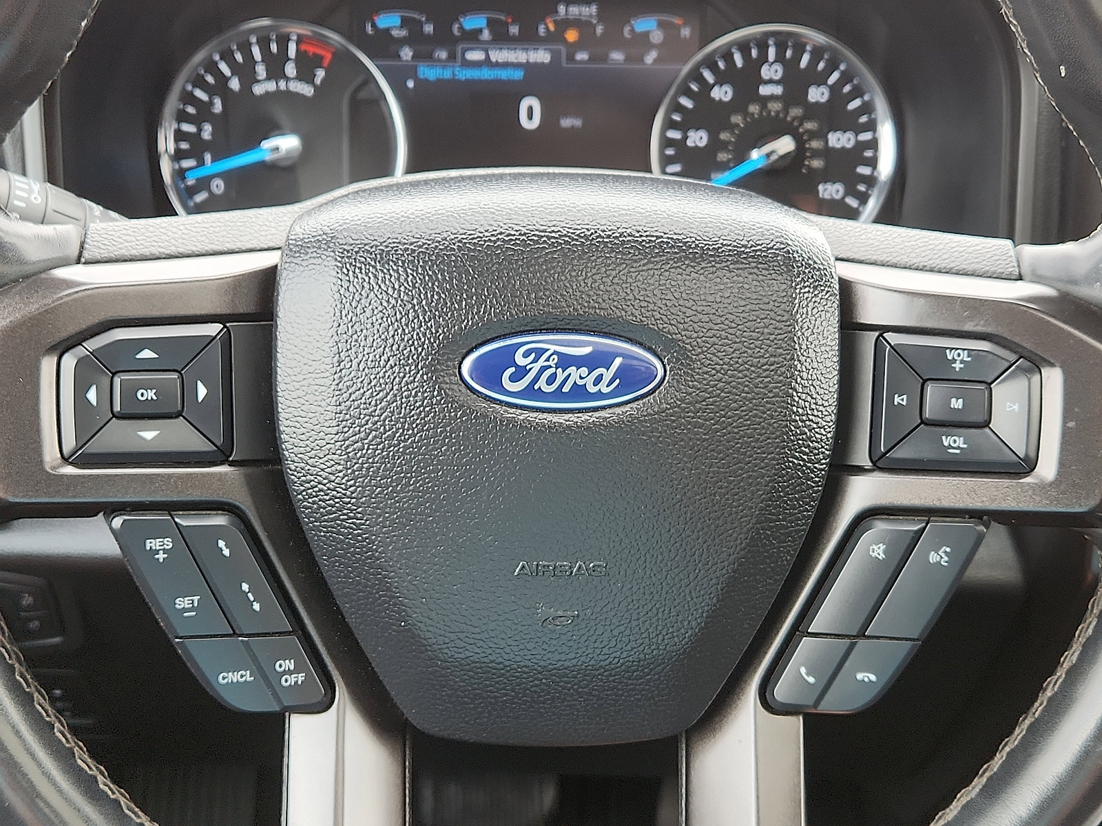 Used 2021 Ford Expedition Limited image 15