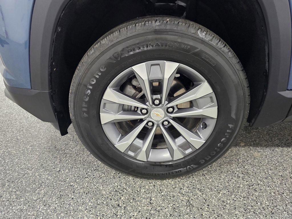 Used 2025 Chevrolet Equinox LT FWD image 8