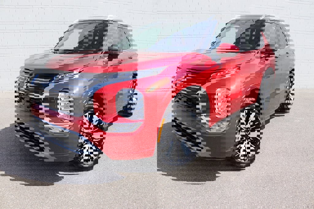 New 2025 Mitsubishi Outlander SEL image 5
