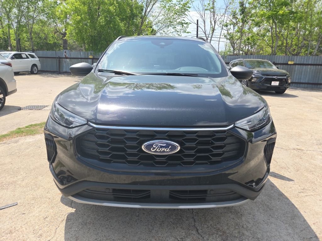 Used 2025 Ford Escape ST-Line image 8