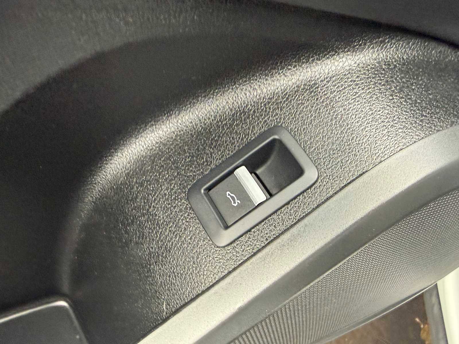 Used 2019 Audi Q5 2.0T Premium Plus w/ Premium Plus Package image 14