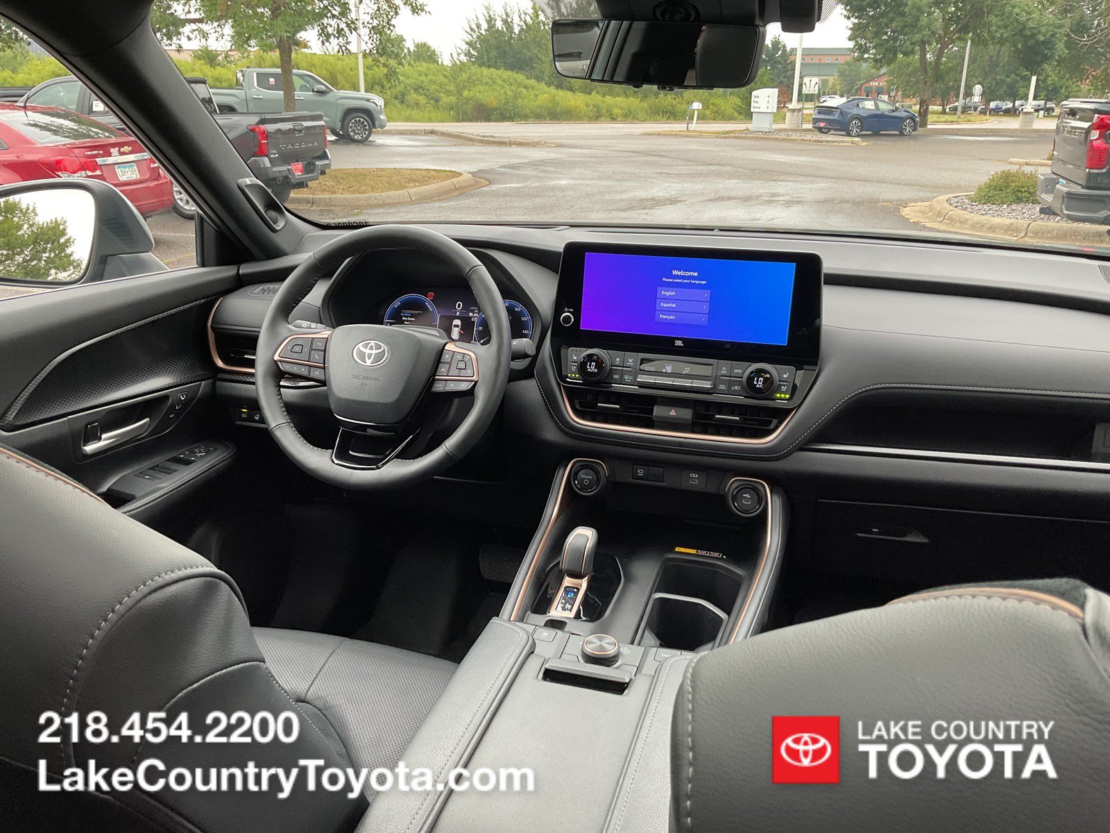 Used 2025 Toyota Grand Highlander AWD Hybrid image 24