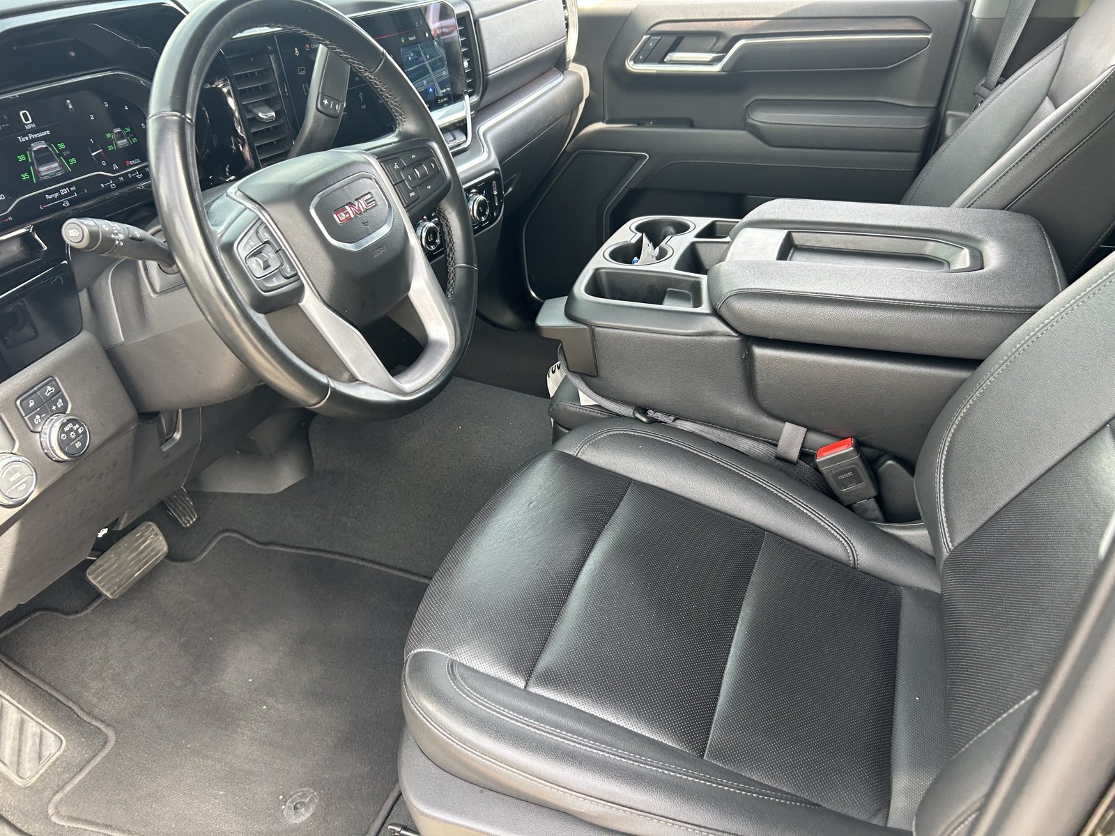 Certified 2025 GMC Sierra 1500 SLT RWD image 26