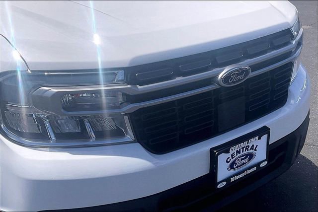 Used 2022 Ford Maverick Lariat w/ Lariat Luxury Package FWD image 28
