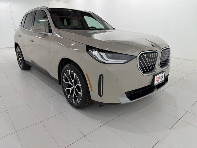 Used 2025 BMW X3 xDrive30i w/ Convenience Package image 7
