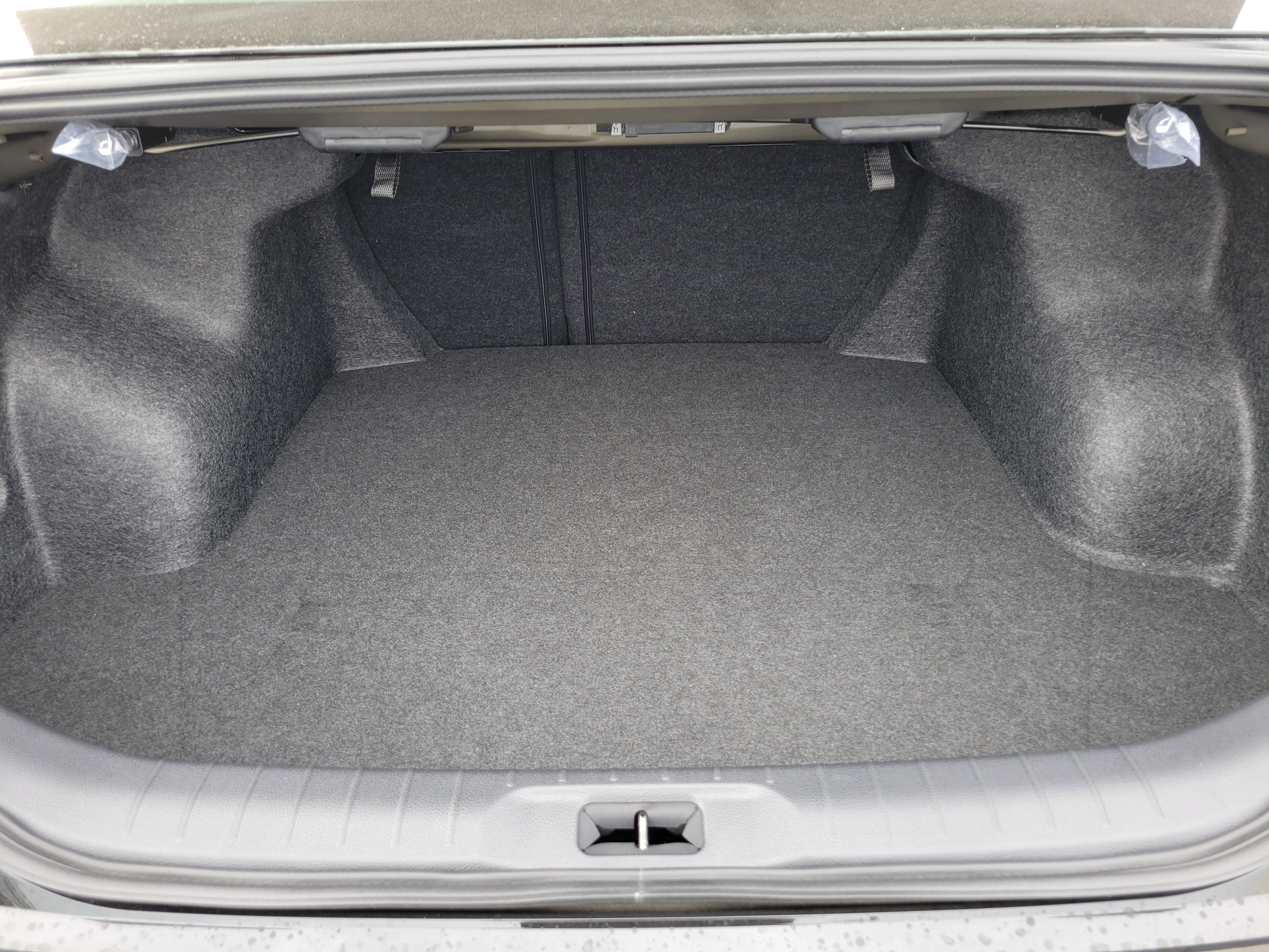 New 2025 Nissan Altima 2.5 SR image 16