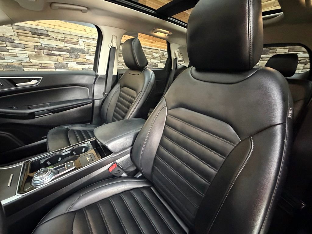 Used 2020 Ford Edge SEL w/ Convenience Package image 9