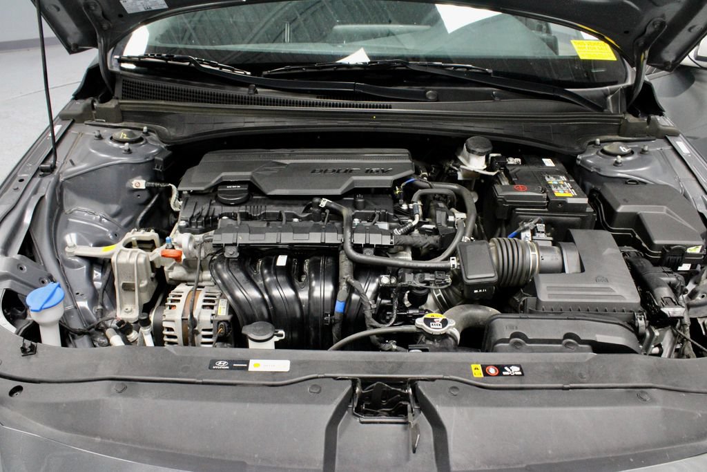 Used 2024 Hyundai Elantra SEL FWD image 17