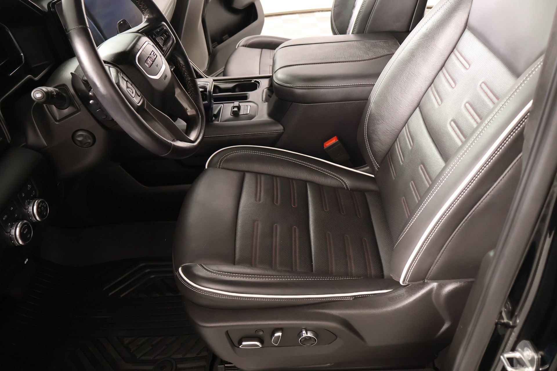 Used 2024 GMC Sierra 1500 AT4X w/ AT4X AEV Edition image 12