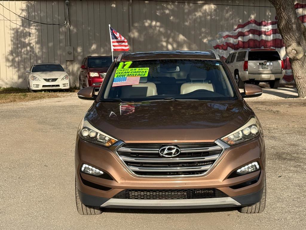 Used 2017 Hyundai Tucson Limited image 2