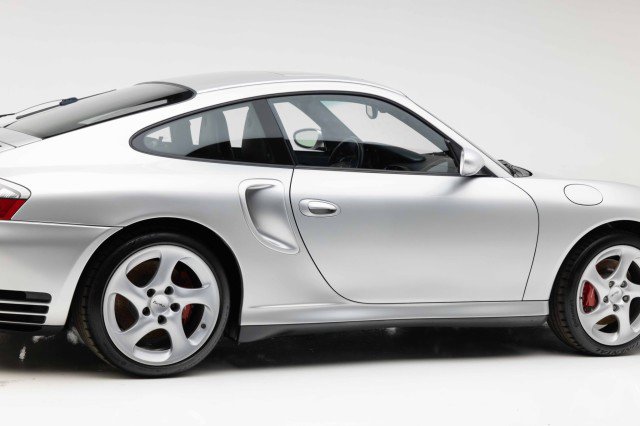 Used 2002 Porsche 911 Turbo image 39