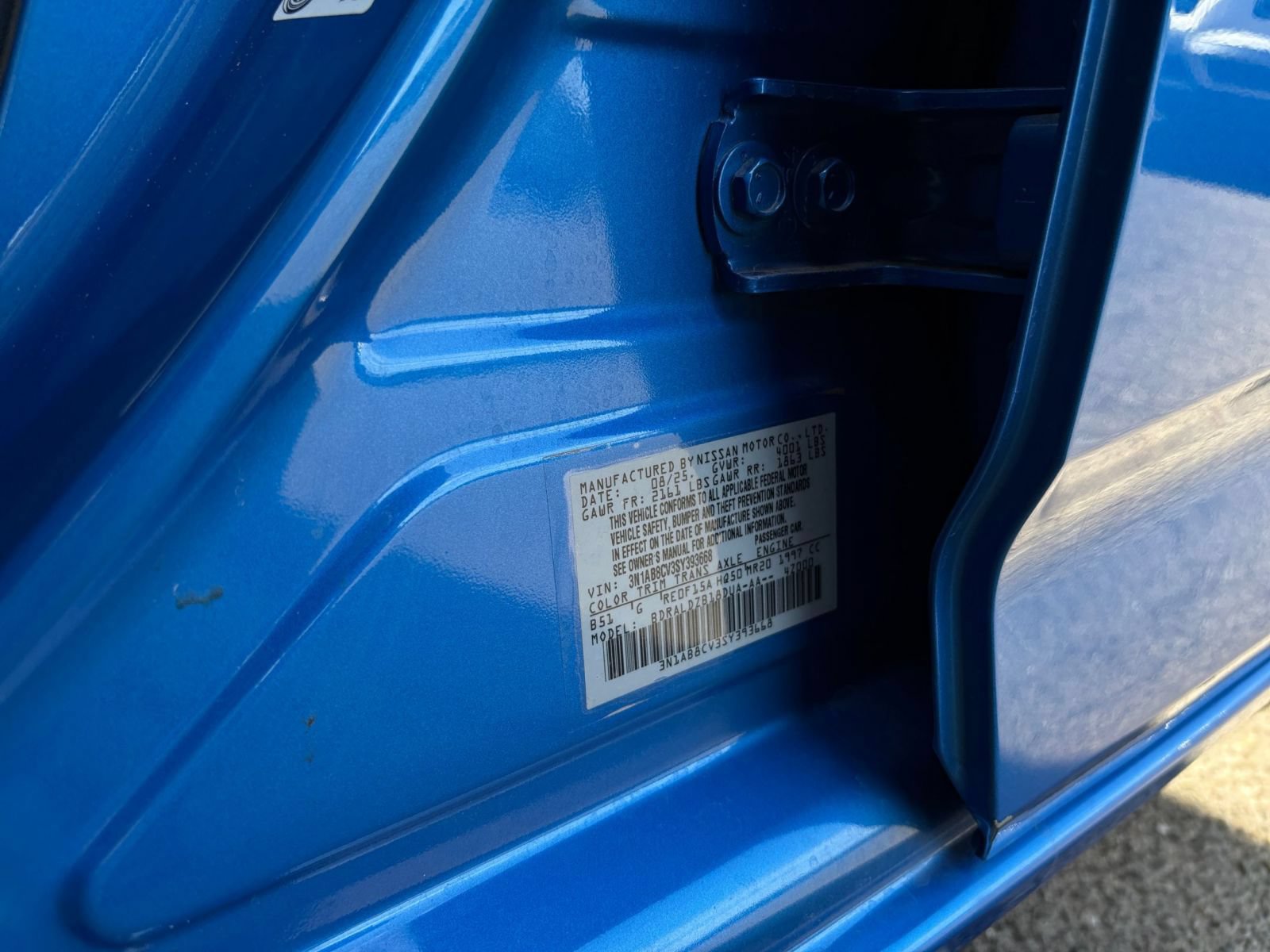 Used 2025 Nissan Sentra SV FWD image 28