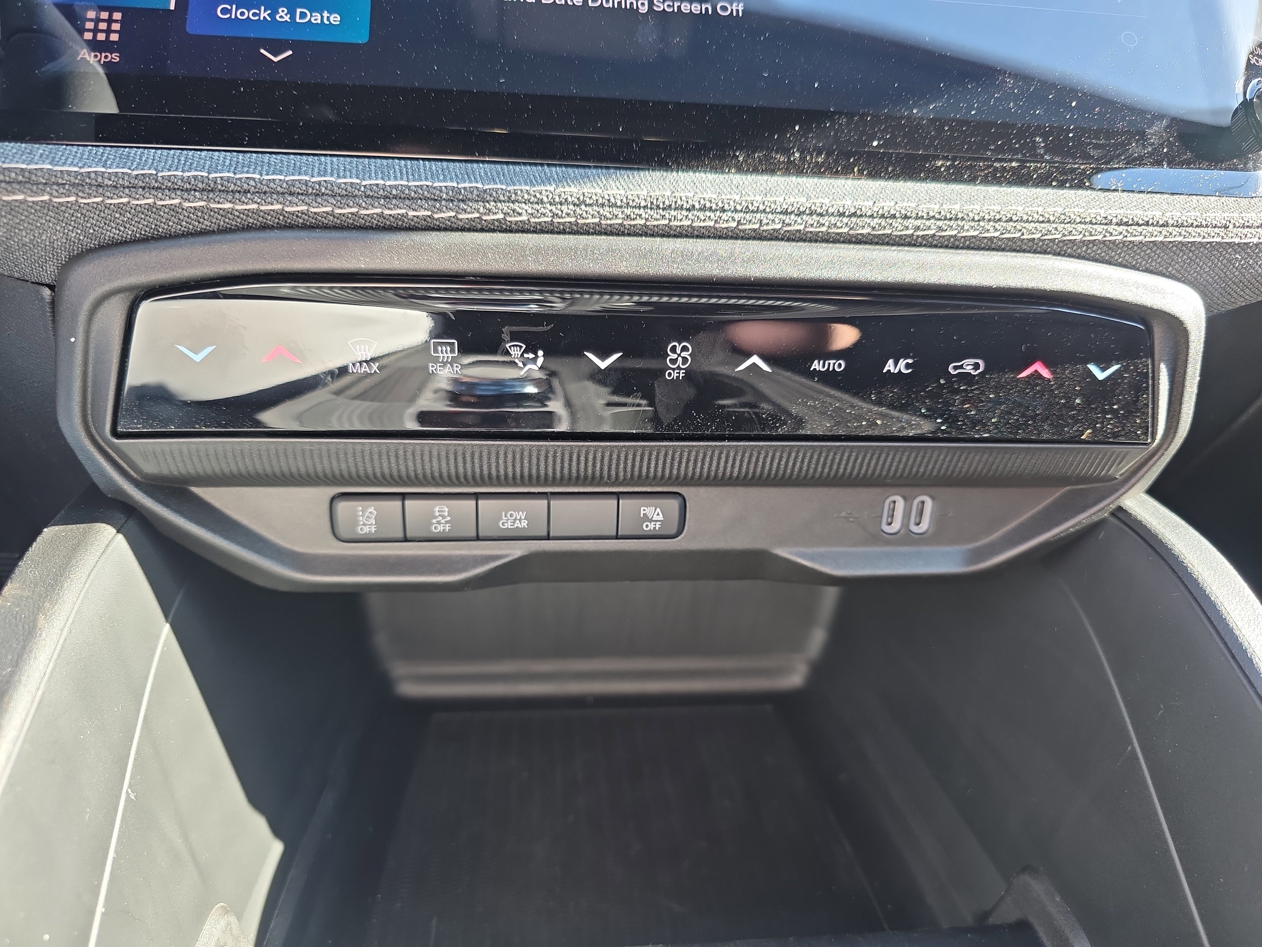 New 2026 Jeep Cherokee Laredo image 7