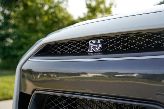 Used 2016 Nissan GT-R Premium AWD/4WD image 70
