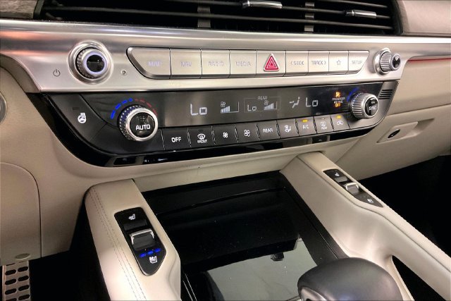 Certified 2022 Kia Telluride SX w/ Nightfall Edition Package AWD/4WD image 14