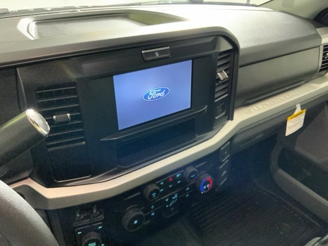 New 2025 Ford F350 XLT w/ 360-Degree Camera Package image 23