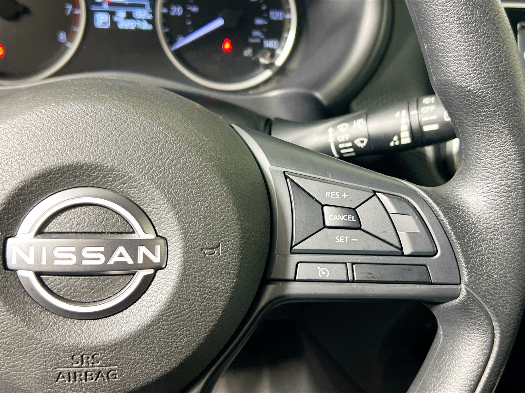 Used 2024 Nissan Kicks S image 18