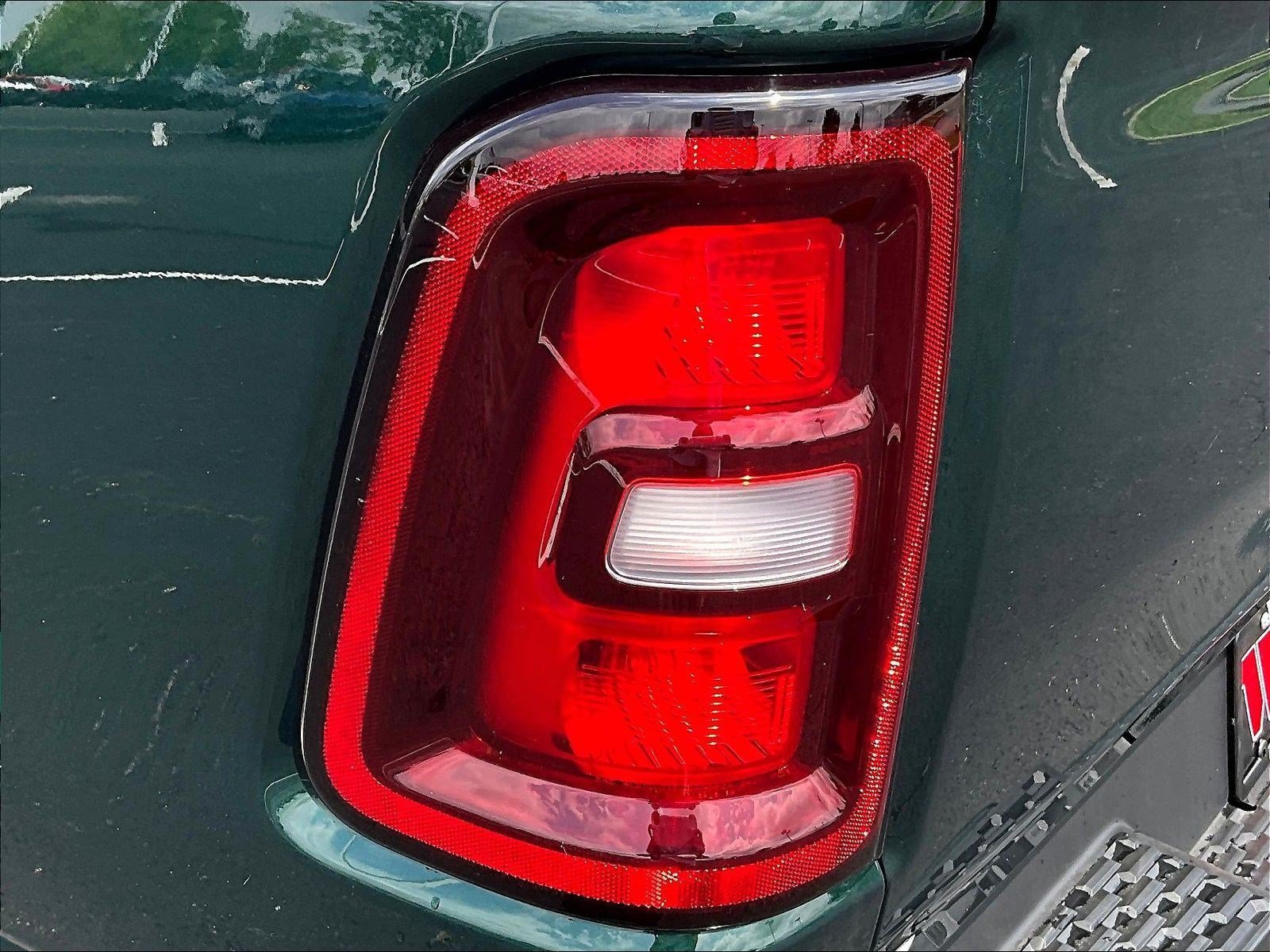 New 2026 RAM 1500 Express AWD/4WD image 15