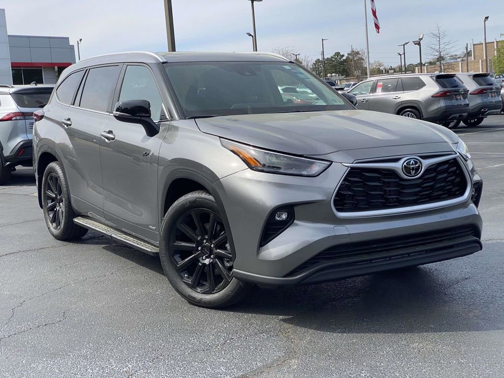 New 2026 Toyota Highlander XLE