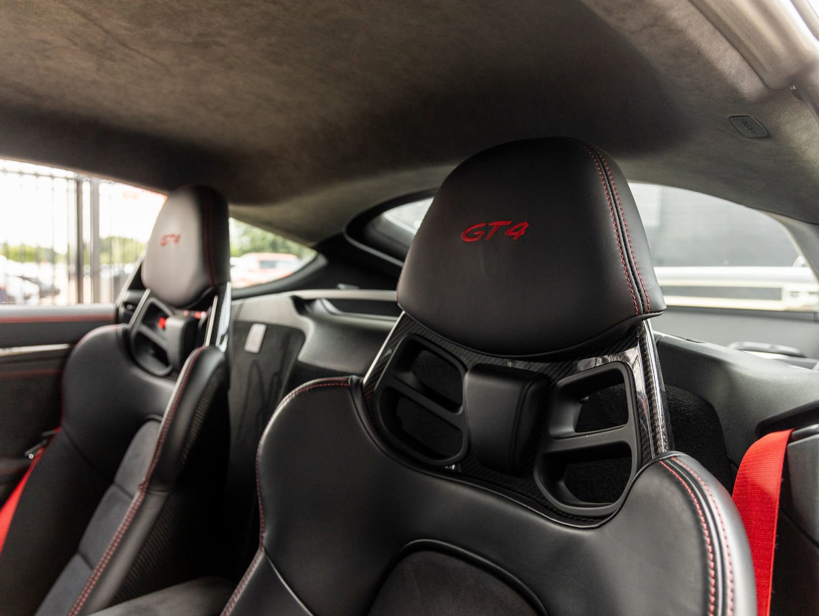 Used 2020 Porsche 718 Cayman GT4 RWD image 45