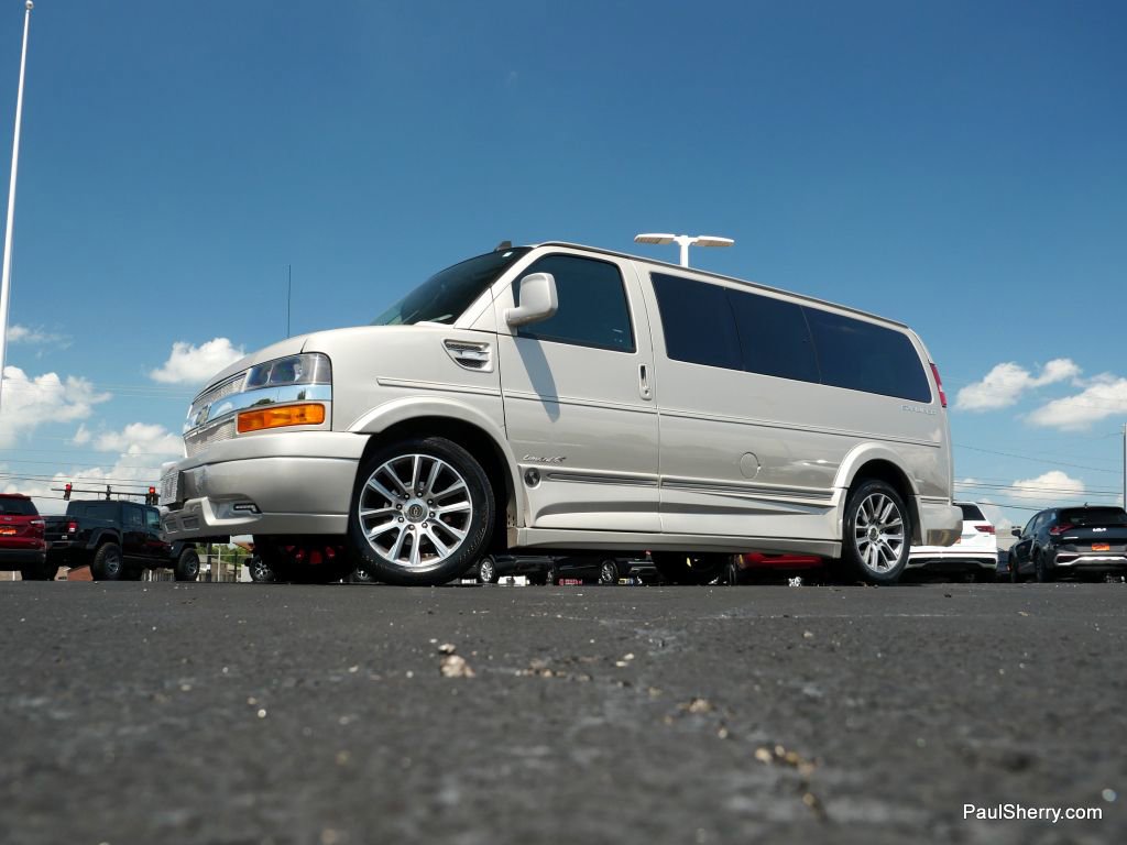 Used 2019 Chevrolet Express 2500 image 14