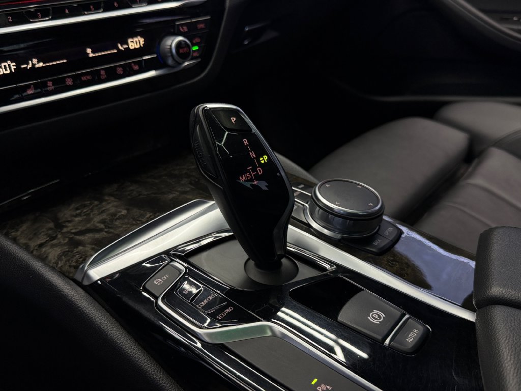 Used 2018 BMW 530i RWD image 22