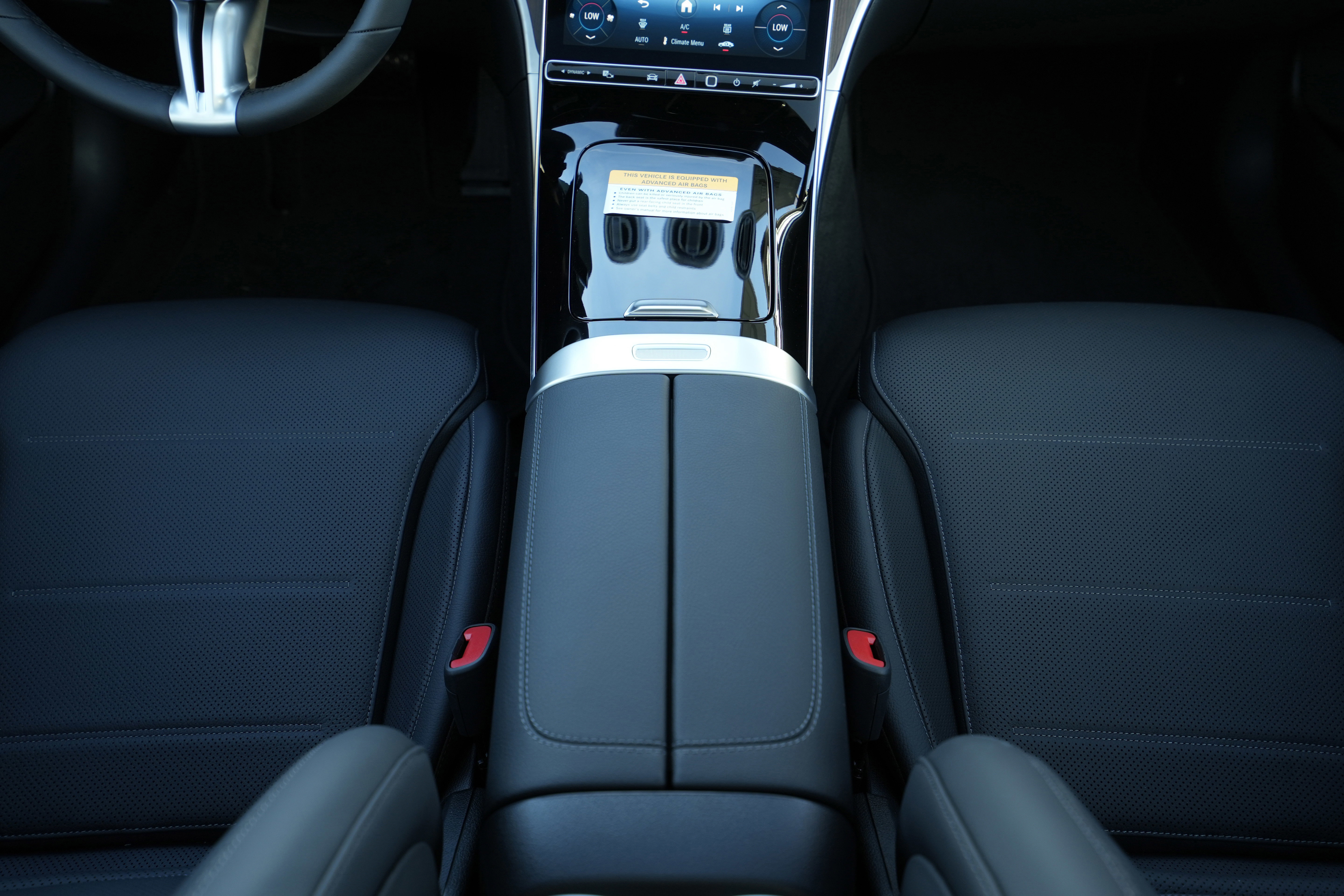 New 2026 Mercedes-Benz C 300 4MATIC Sedan image 27