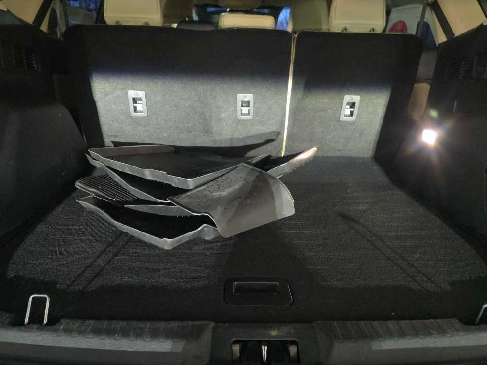 Used 2023 Ford Edge SEL w/ Convenience Package image 14