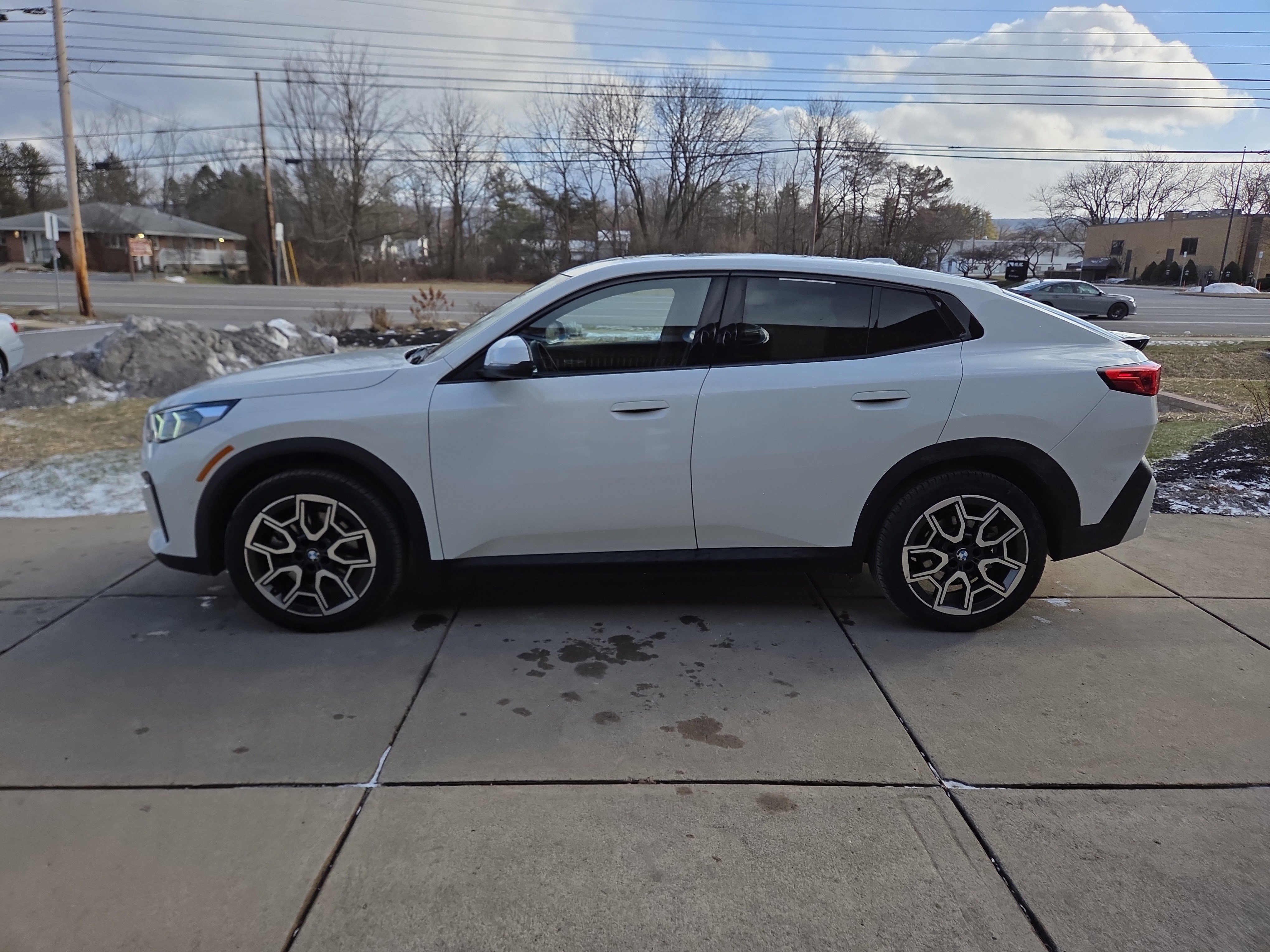 Used 2025 BMW X2 xDrive28i image 7